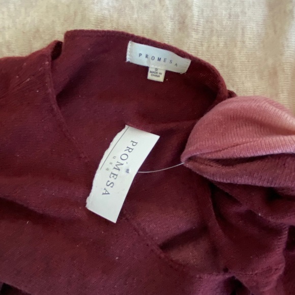 Ombré Burgundy Sweater - Picture 9 of 9